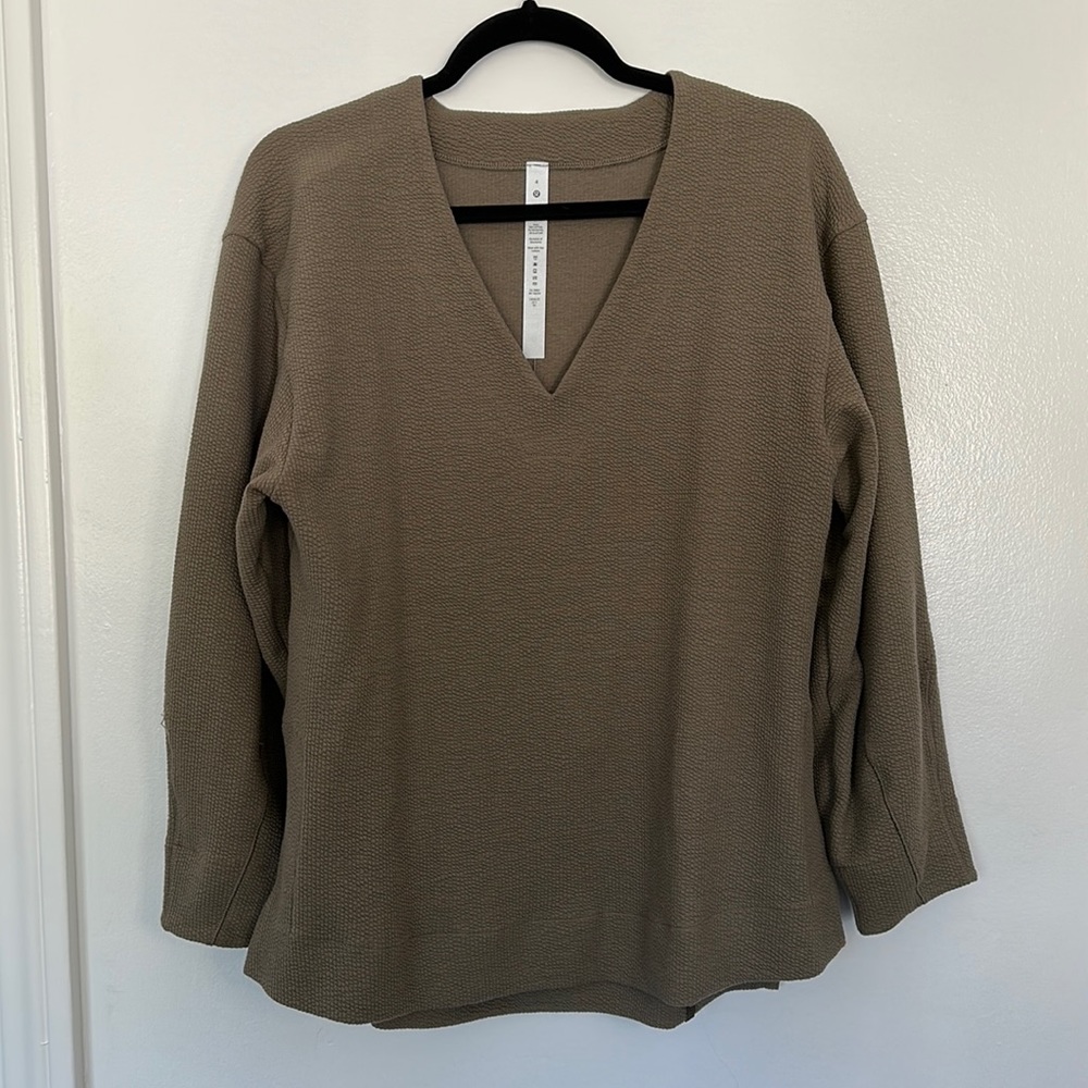 Lululemon pullover